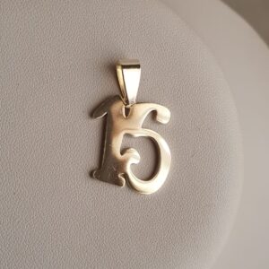 Dije 15 Años 2.8CM