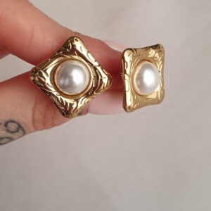 Aros Pasantes Cuadrado Perla 1.8CM