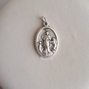 Dije Medalla Virgen de Desatanudos 2.5CM